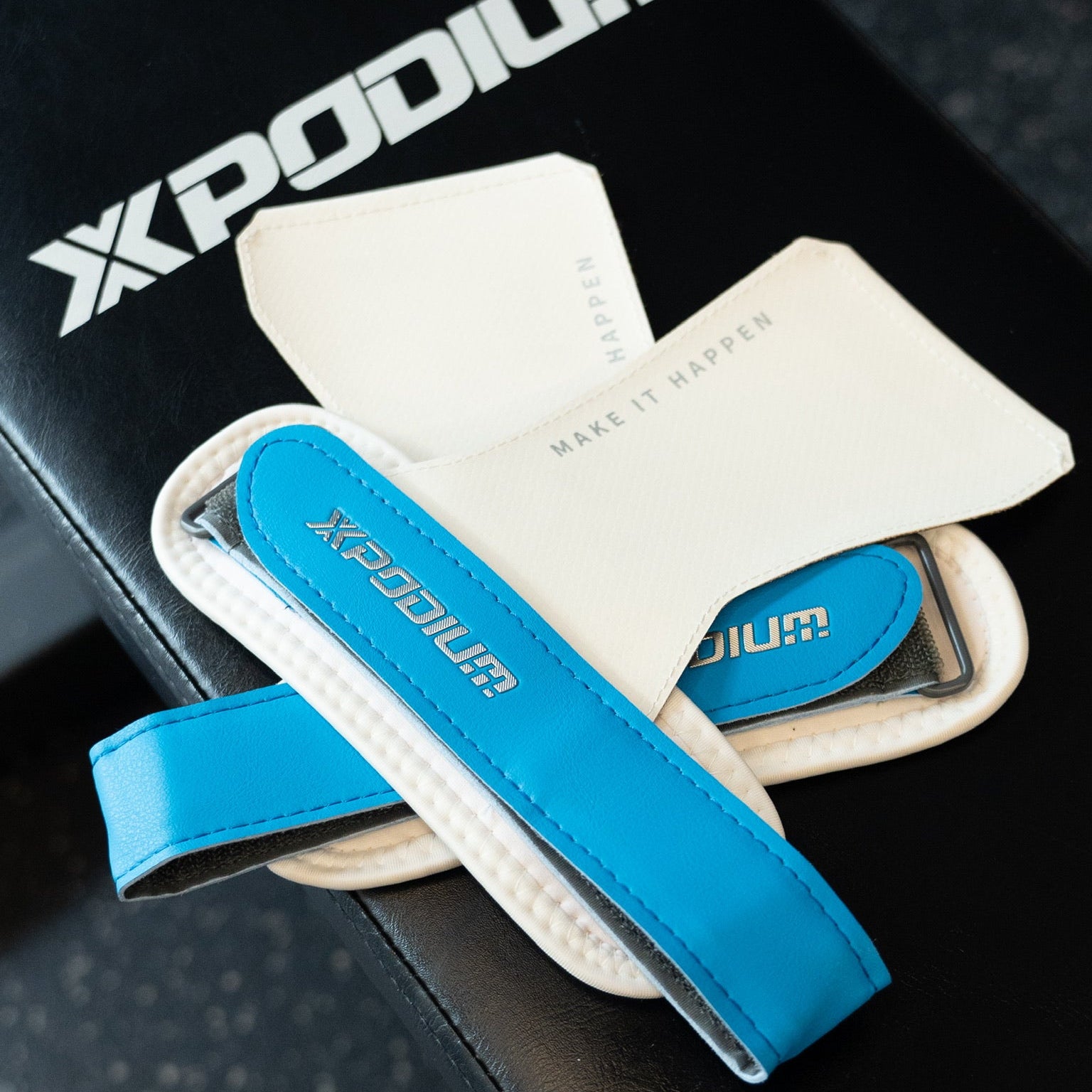 עוריות STICKY GRIPS